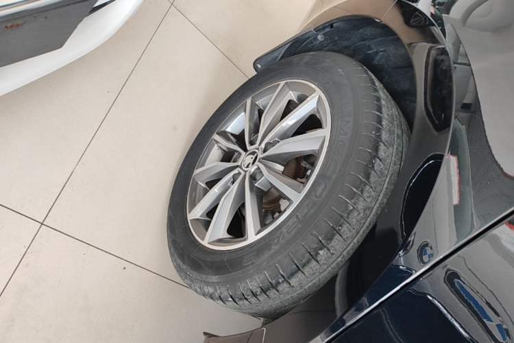 Used Skoda Octavia 2019 1.5L Automatic SmartDrive Comfort Edition China VI Standard Right Rear Wheel Hub
