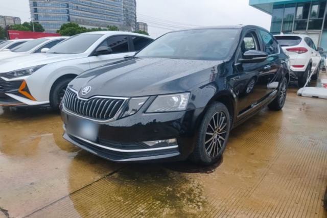 Used Skoda Octavia 2019 TSI230 DSG SmartDrive Luxury Edition China VI
