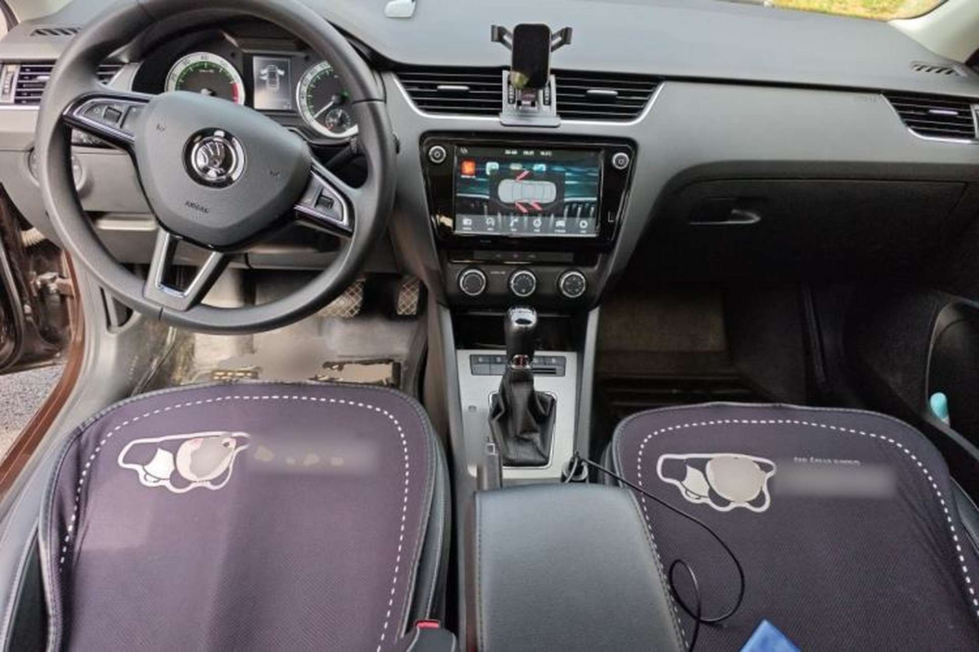 Used Skoda Octavia 2019 TSI280 DSG Luxury Edition Center Console