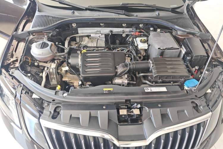 Used Skoda Octavia 2019 1.5L Automatic Smart Drive Luxury Edition China V Standard Engine Bay