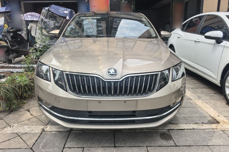 Used Skoda Octavia 2019 1.5L Automatic Smart Drive Luxury Edition China V Standard Exterior 1