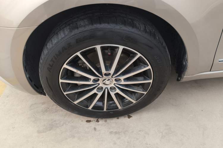 Used Skoda Octavia 2019 TSI230 DSG Luxury Edition Exterior 4