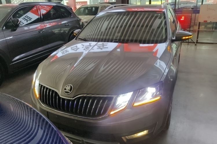 Used Skoda Octavia 2019 TSI280 DSG Flagship Wagon China VI Standard Front