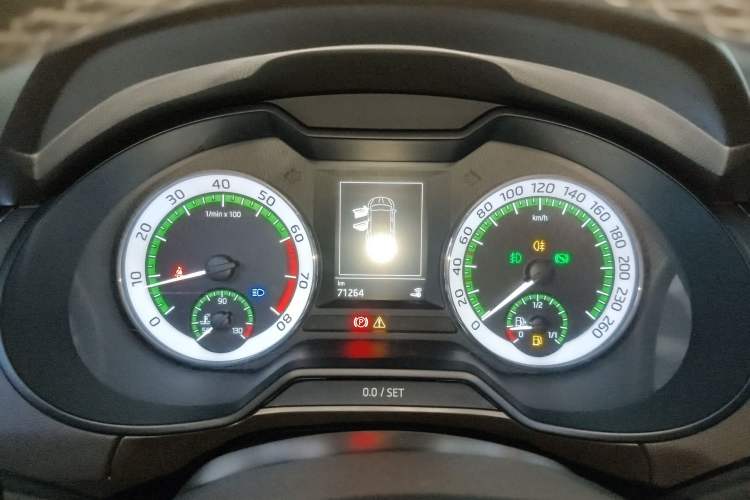 Used Skoda Octavia 2019 TSI280 DSG Flagship Wagon China VI Standard Instrument Cluster