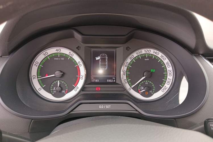 Used Skoda Octavia 2019 TSI230 DSG SmartDrive Luxury Edition China VI Instrument Cluster