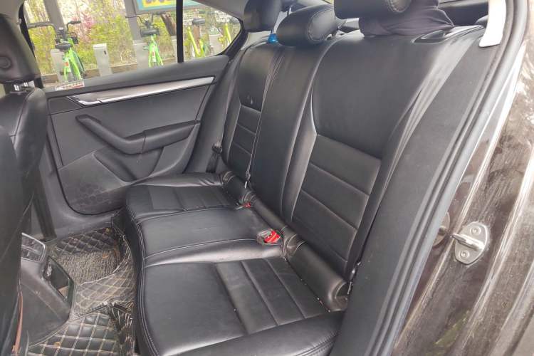Used Skoda Octavia 2019 1.5L Automatic SmartDrive Comfort Edition China V Standard Left Rear Seat