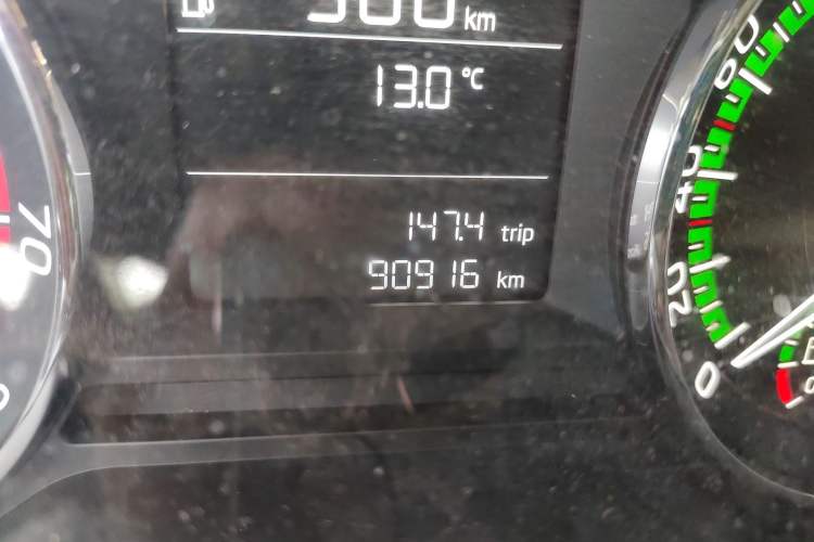 Used Skoda Octavia 2019 1.5L Automatic SmartDrive Comfort Edition China V Standard Odometer Close Up