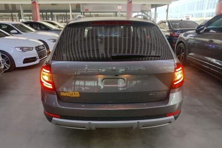 Used Skoda Octavia 2019 TSI280 DSG Flagship Wagon China VI Standard Rear