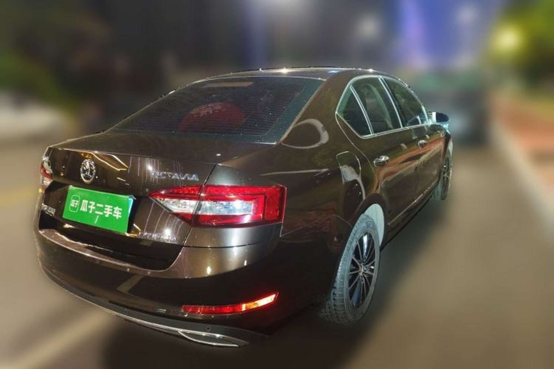 Used Skoda Octavia 2019 TSI230 DSG Luxury Edition Rear Right 45 Deg