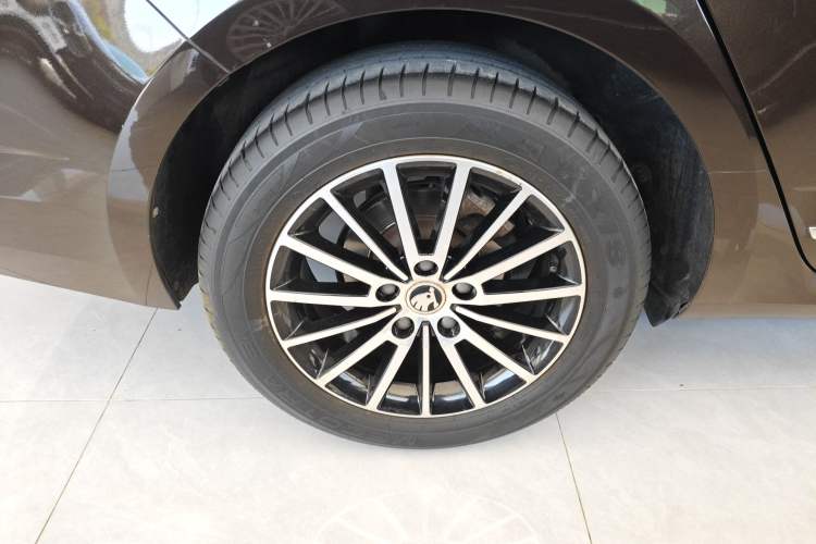 Used Skoda Octavia 2019 1.5L Automatic Smart Drive Luxury Edition China V Standard Right Rear Wheel Hub