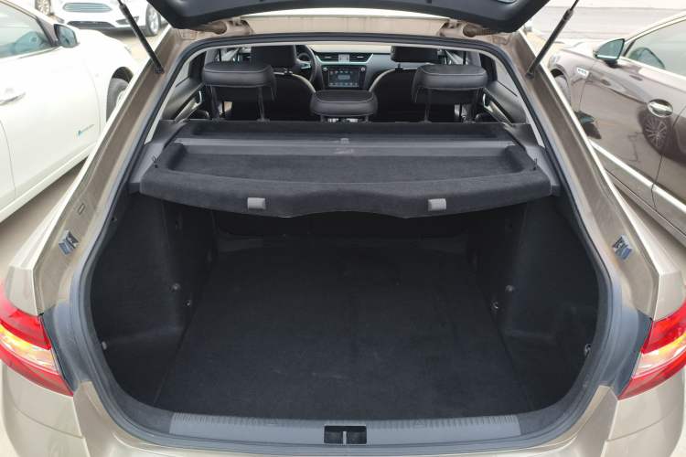 Used Skoda Octavia 2019 TSI230 DSG Luxury Edition Trunk