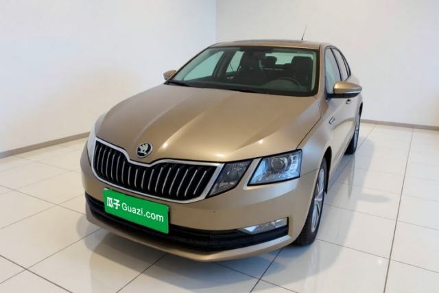 Used Skoda Octavia 2019 1.5L Manual SmartDrive Comfort Edition China VI Standard