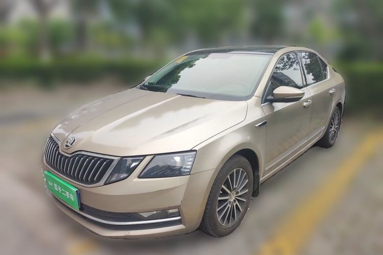 Used Skoda Octavia 2019 1.5L Automatic Luxury Edition Guazi used car, China used car export, Used car for sale, Used  cars, Cheapest cars for sale