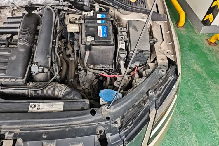 Used Skoda Octavia 2019 TSI280 DSG SmartDrive Luxury Edition China VI Engine Bay Left