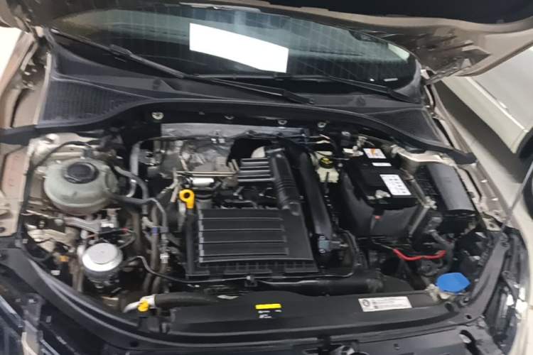 Used Skoda Octavia 2019 TSI280 DSG SmartDrive Luxury Edition China VI Engine Bay