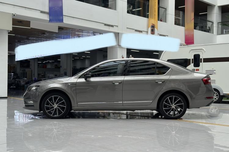 Used Skoda Octavia 2019 TSI280 DSG Luxury Edition Exterior 1
