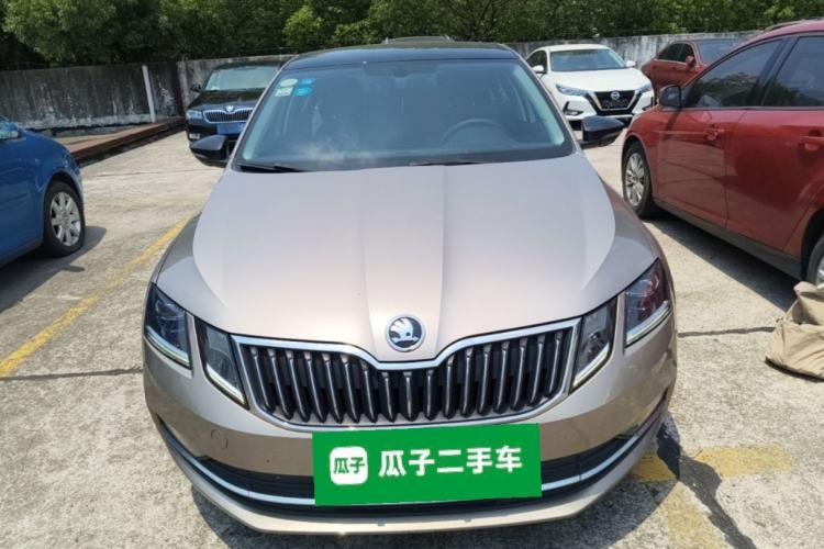 Used Skoda Octavia 2019 TSI280 DSG Luxury Edition Front