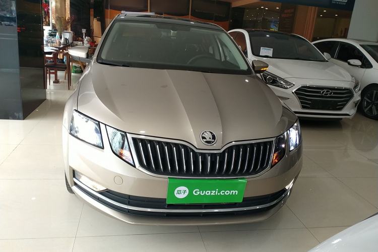 Used Skoda Octavia 2019 1.5L Automatic Luxury Edition Front