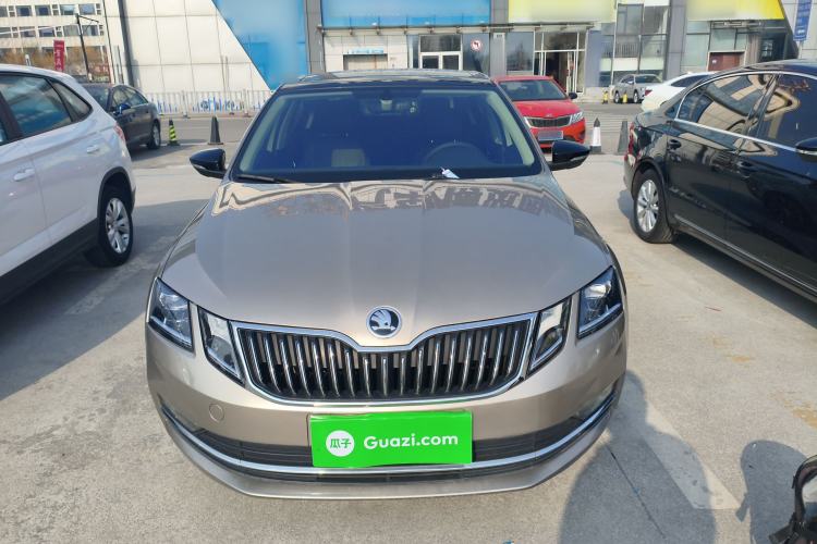 Used Skoda Octavia 2019 TSI280 DSG SmartDrive Luxury Edition China VI Front