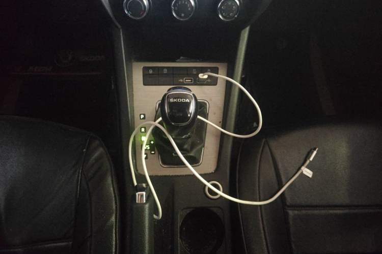 Used Skoda Octavia 2019 1.5L Automatic SmartDrive Comfort Edition China V Standard Gear Lever