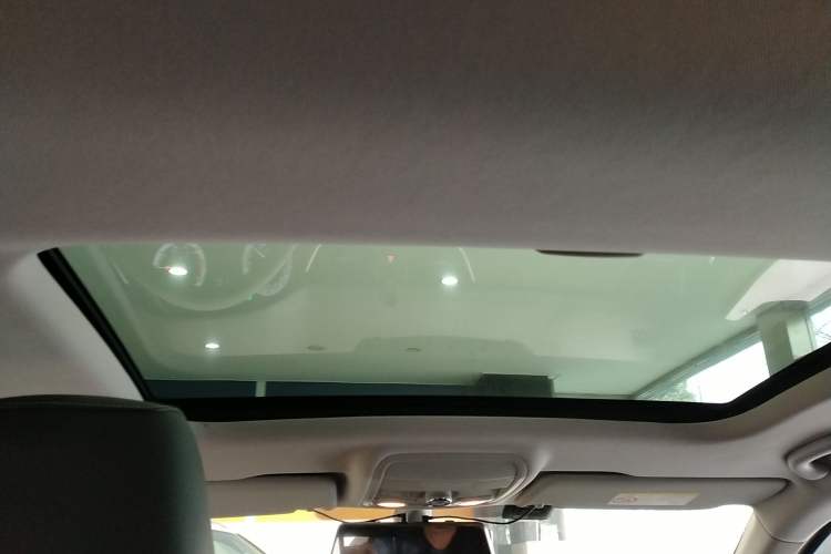 Used Skoda Octavia 2019 1.5L Automatic Luxury Edition Headliner