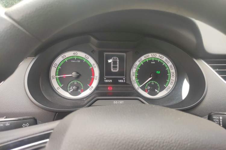 Used Skoda Octavia 2019 1.5L Automatic Luxury Edition Instrument Cluster