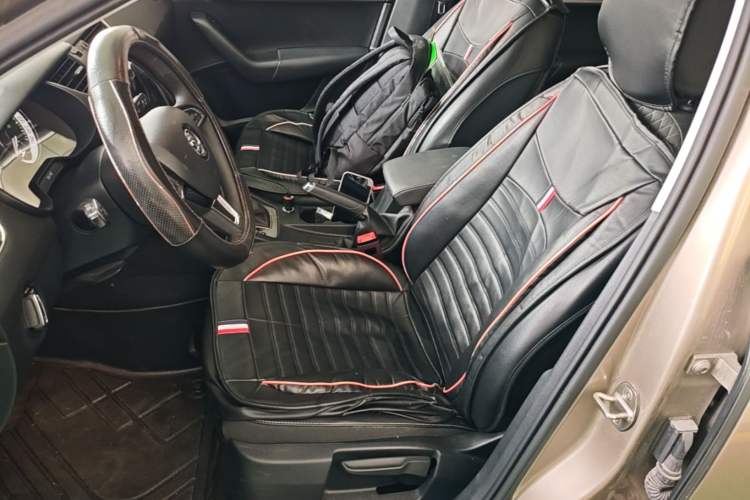 Used Skoda Octavia 2019 TSI280 DSG SmartDrive Luxury Edition China VI Left Front Seat