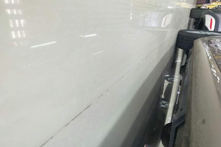 Used Skoda Octavia 2019 TSI230 DSG Comfort Edition Left Side Sill