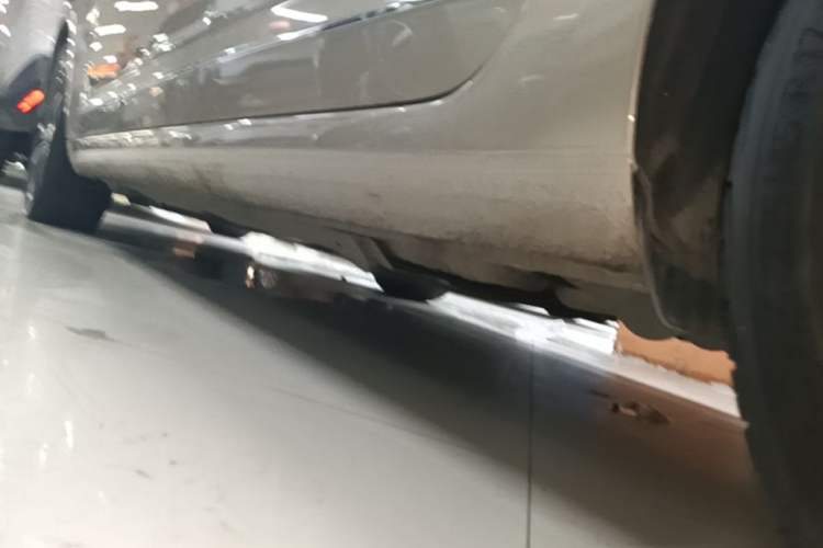 Used Skoda Octavia 2019 TSI280 DSG SmartDrive Luxury Edition China VI Left Side Sill