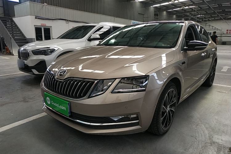Used Skoda Octavia 2019 TSI280 DSG Smart Drive Flagship Edition China VI Guazi used car, China used car export, Used car for sale, Used  cars, Cheapest cars for sale