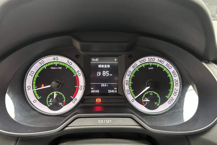Used Skoda Octavia 2019 TSI280 DSG Luxury Edition Odometer Close Up