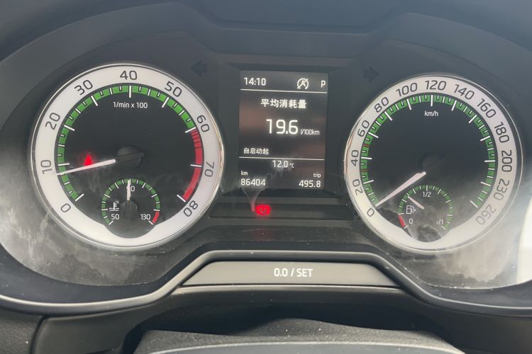 Used Skoda Octavia 2019 1.5L Automatic Smart Drive Luxury Edition China VI Standard Odometer Close Up