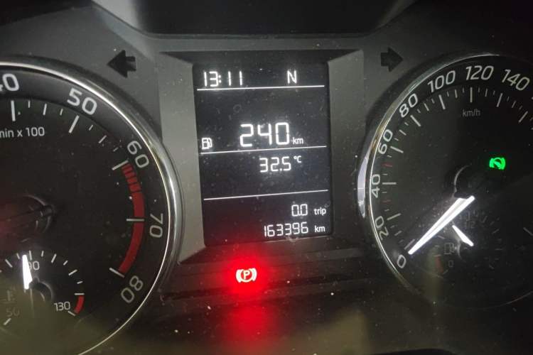 Used Skoda Octavia 2019 1.5L Automatic SmartDrive Comfort Edition China V Standard Odometer Close Up