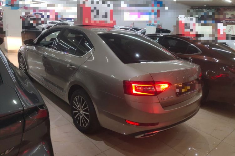 Used Skoda Octavia 2019 1.5L Automatic Smart Drive Luxury Edition China VI Standard Rear Left 45 Deg
