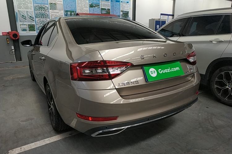 Used Skoda Octavia 2019 TSI280 DSG Smart Drive Flagship Edition China VI Rear Left 45 Deg