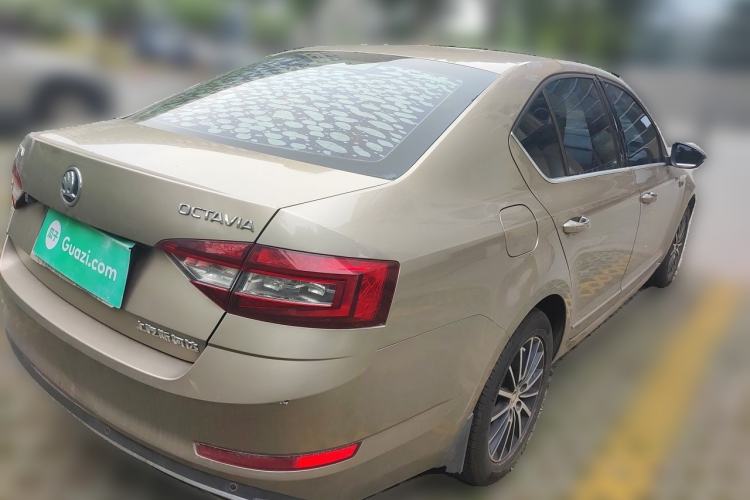 Used Skoda Octavia 2019 1.5L Automatic Luxury Edition Rear Right 45 Deg