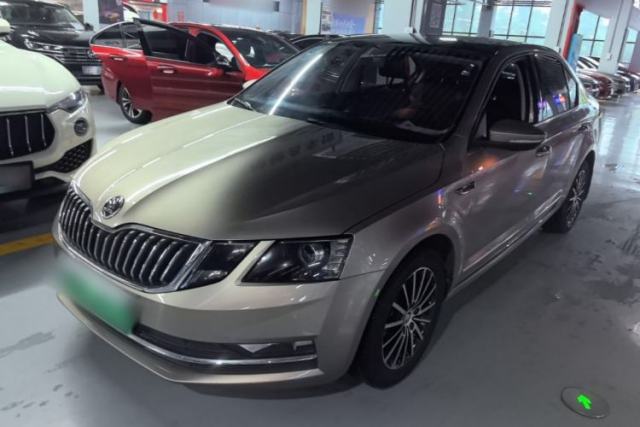 Used Skoda Octavia 2019 1.5L Automatic Smart Drive Luxury Edition China VI Standard