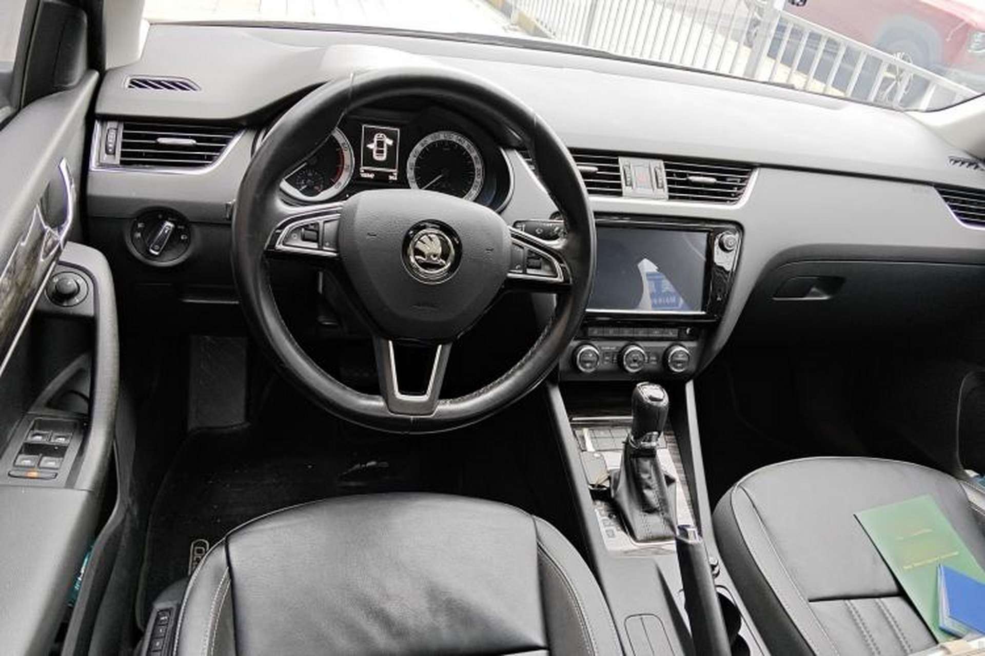 Used Skoda Octavia 2019 TSI280 DSG Flagship Edition Steering Wheel
