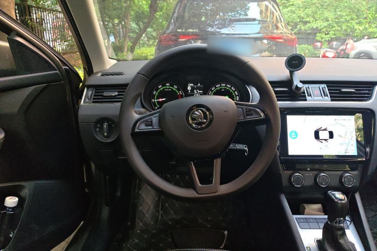 Used Skoda Octavia 2019 1.5L Automatic SmartDrive Comfort Edition China V Standard Steering Wheel