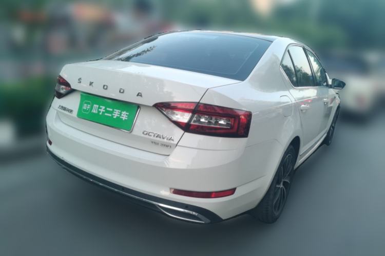 Used Skoda Octavia 2019 TSI280 DSG SmartDrive Luxury Edition China VI Rear Right 45 Deg