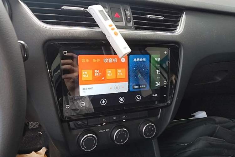 Used Skoda Octavia 2019 1.5L Automatic Smart Drive Luxury Edition China VI Standard Audio And AC Panel