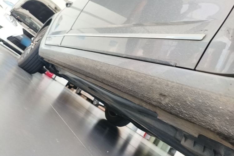 Used Skoda Octavia 2019 1.5L Automatic Smart Drive Luxury Edition China VI Standard Chassis Front Right