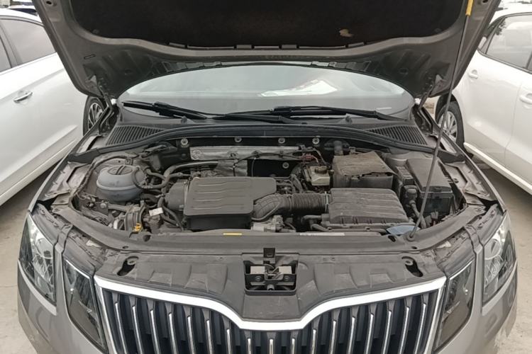 Used Skoda Octavia 2019 1.5L Automatic Luxury Edition Engine Bay