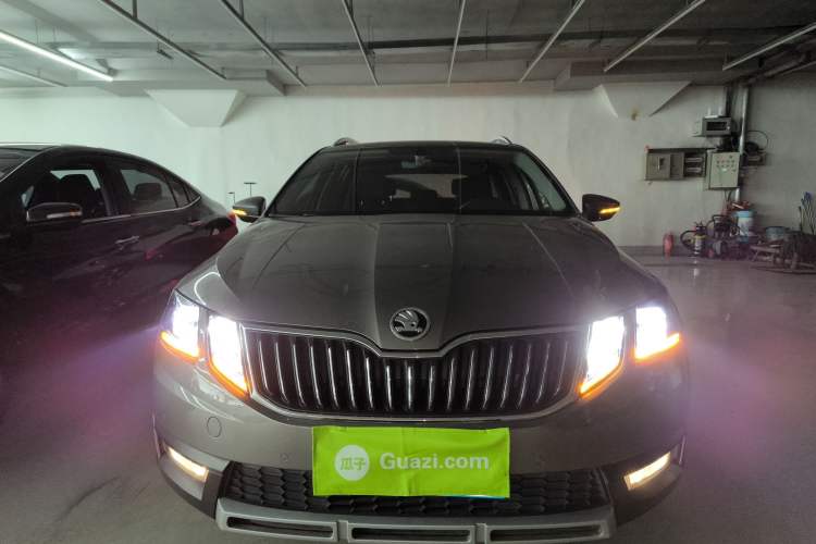 Used Skoda Octavia 2019 TSI280 DSG Flagship Wagon China VI Standard Front