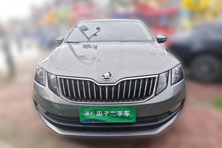 Used Skoda Octavia 2019 1.5L Automatic SmartDrive Comfort Edition China VI Standard Front