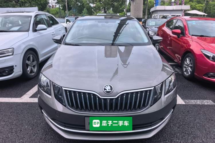 Used Skoda Octavia 2019 TSI230 DSG SmartDrive Luxury Edition China VI Front