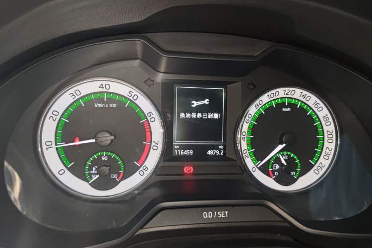 Used Skoda Octavia 2019 1.5L Automatic Smart Drive Luxury Edition China VI Standard Instrument Cluster