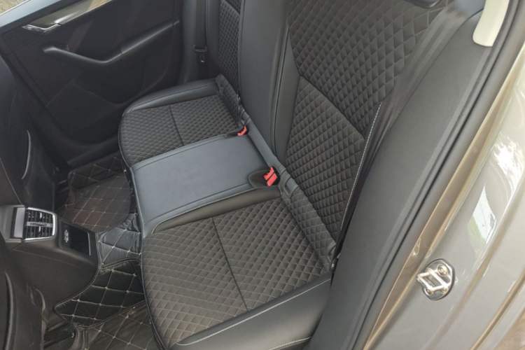 Used Skoda Octavia 2019 TSI280 DSG Luxury Edition Left Rear Seat