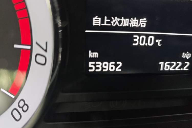 Used Skoda Octavia 2019 TSI280 DSG Luxury Edition Odometer Close Up