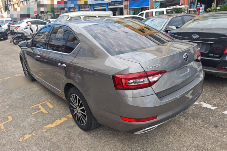 Used Skoda Octavia 2019 1.5L Automatic Smart Drive Luxury Edition China V Standard Rear Left 45 Deg